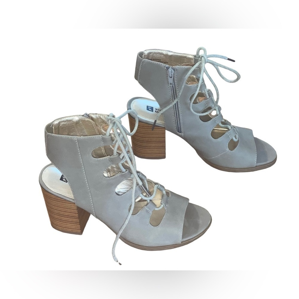 White Mountain gladiator style ghillie lace design sandals. Size 8 1/2M GUC - Picture 6 of 13